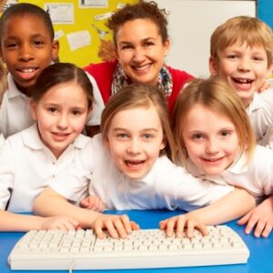 Curso Aprimoramento Mãe Social